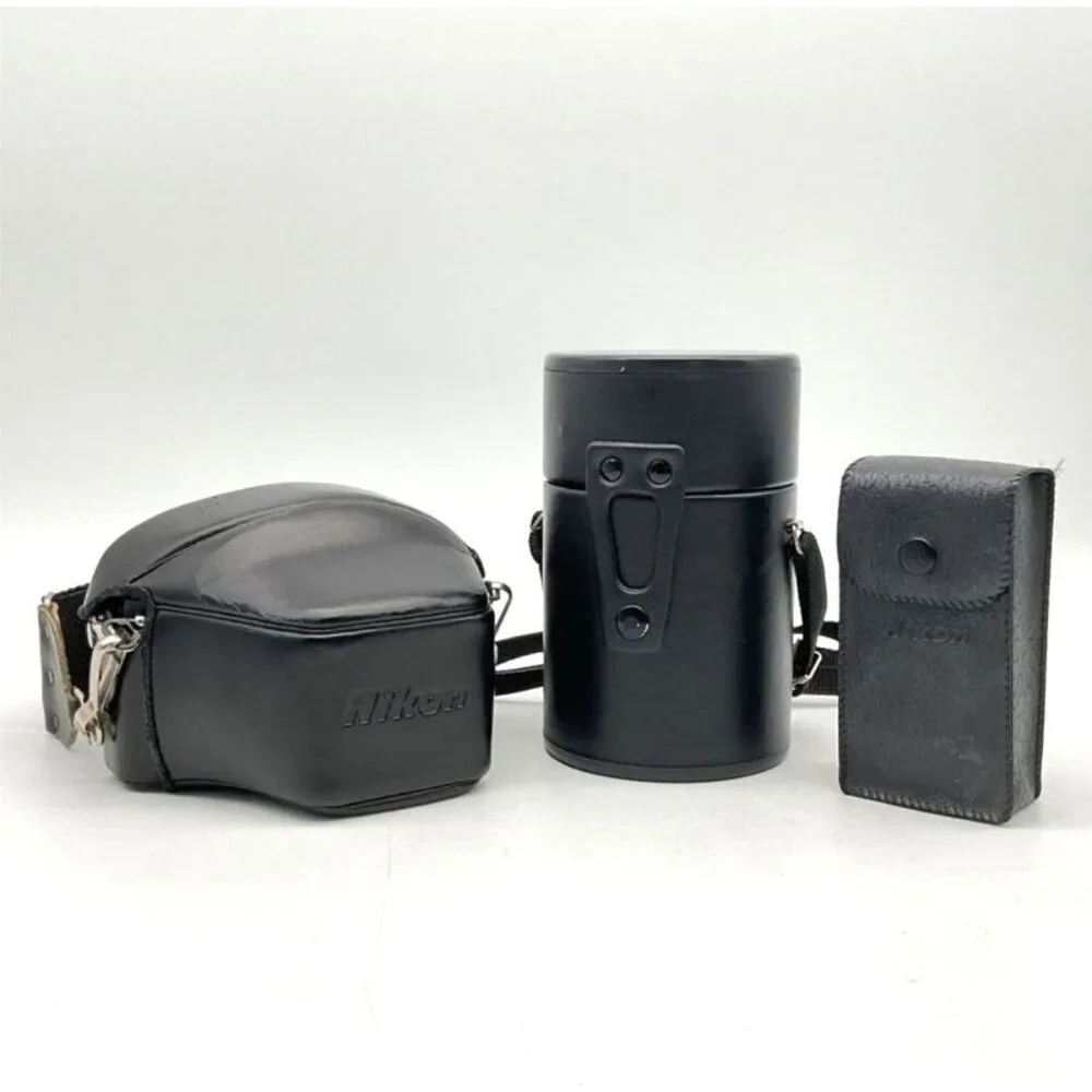 Nikon Series‎ E 35mm Film Camera, SB-E Speedlight Vivitar Lens Cases Untested